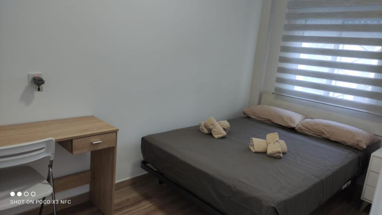 Malvarosa Beach Private Garden Apartment Валенсия Екстериор снимка