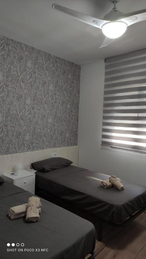 Malvarosa Beach Private Garden Apartment Валенсия Екстериор снимка